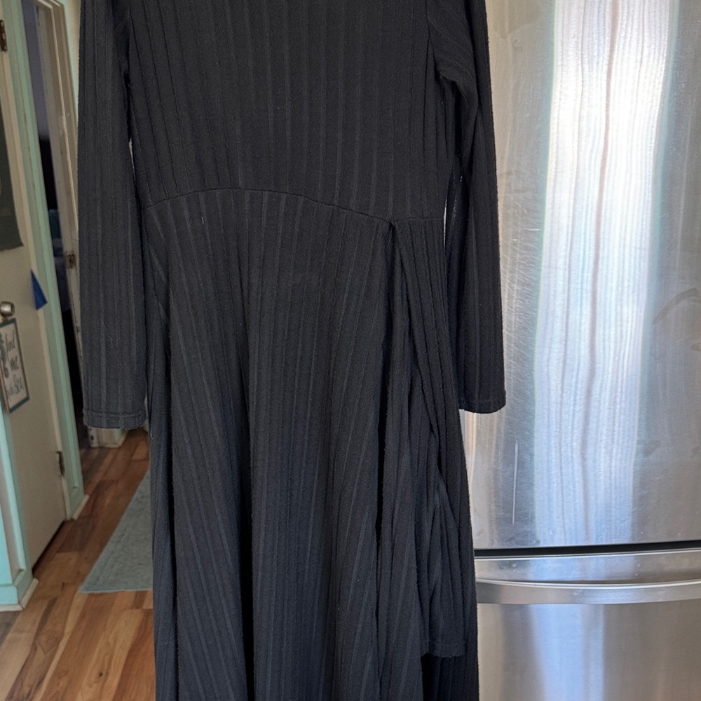 Elegant Black Long Sleeve Dress